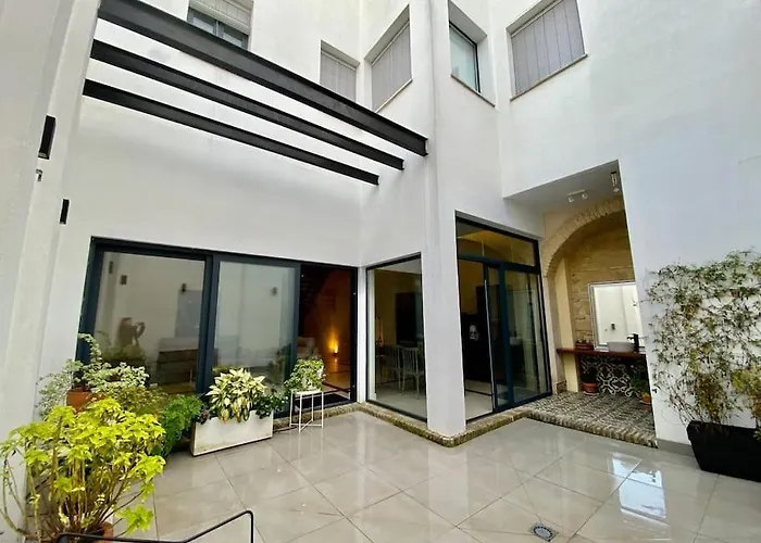 Preciosa Casa Centro Historico Jerez, Parking Privado+ Wi-fi * Jerez de la Frontera